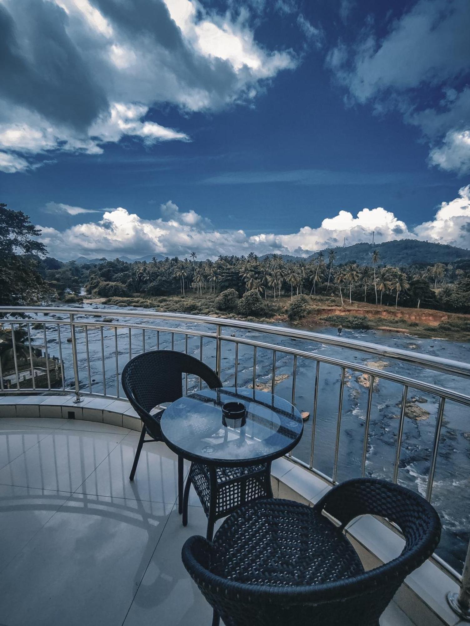 Hotel Elephant Park - New Deal! Half Off Airport Pickups Available Pinnawala  Dış mekan fotoğraf