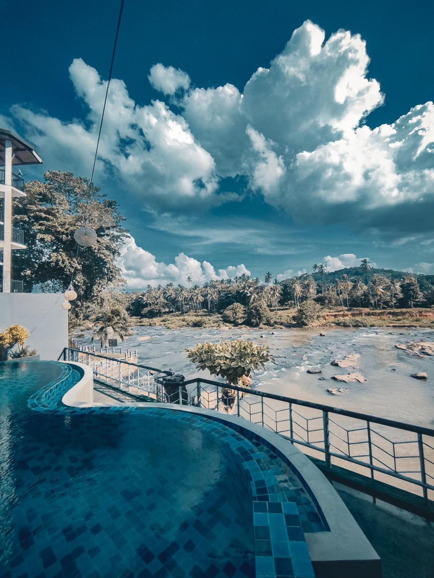 Hotel Elephant Park - New Deal! Half Off Airport Pickups Available Pinnawala  Dış mekan fotoğraf