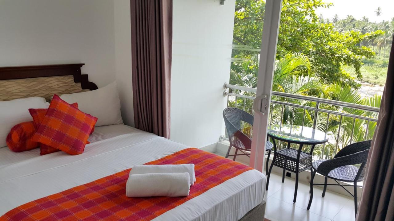 Hotel Elephant Park - New Deal! Half Off Airport Pickups Available Pinnawala  Dış mekan fotoğraf